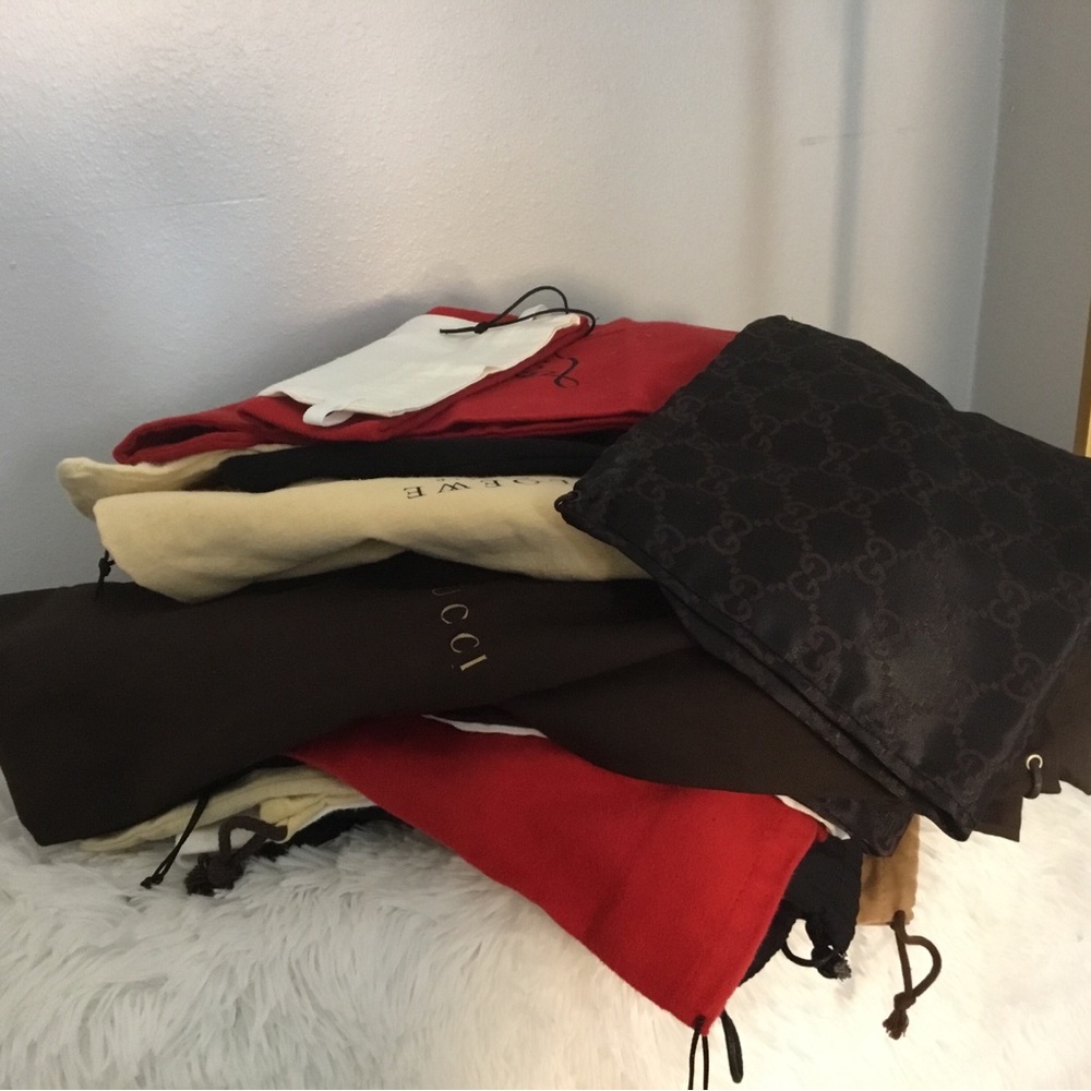Gucci Assorted Logo Dust Bags in Brown, Red, Cream, Black - Picture 4 of 4